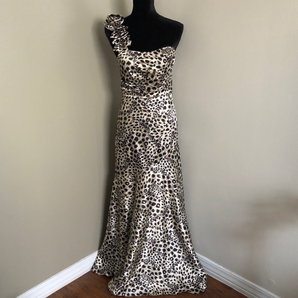 Leopard long dress size 5/6 prom or special event